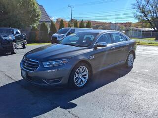 2017 Ford Taurus