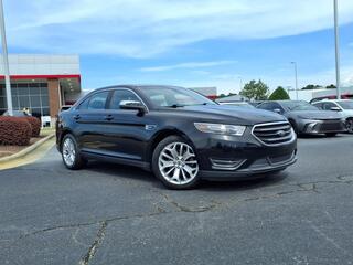2017 Ford Taurus