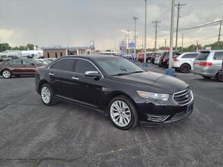 2016 Ford Taurus