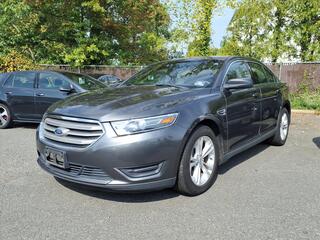 2015 Ford Taurus