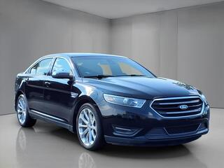 2018 Ford Taurus