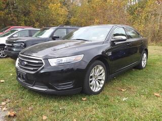 2019 Ford Taurus