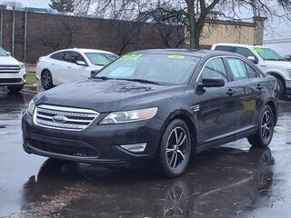 2010 Ford Taurus