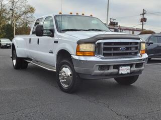 2001 Ford F-550 Chassis Cab