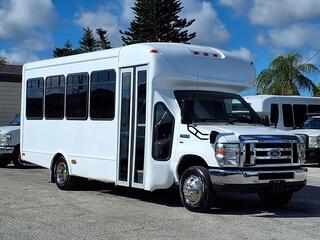 2013 Ford E350