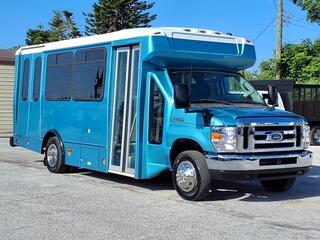 2016 Ford E450
