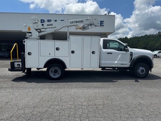 2025 Ford F-550SD