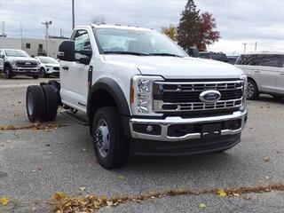 2024 Ford Super Duty F-600 DRW