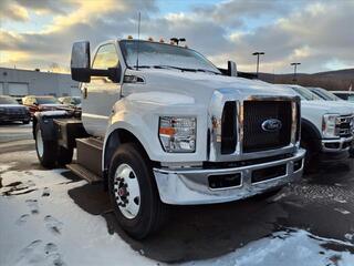 2025 Ford F-650SD