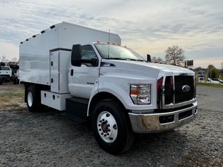2025 Ford F-750