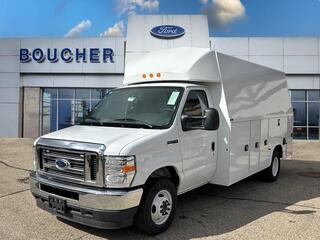 2025 Ford E-Series