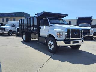 2025 Ford F750