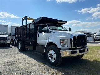 2025 Ford F-750