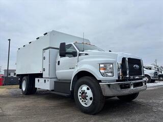 2025 Ford F750