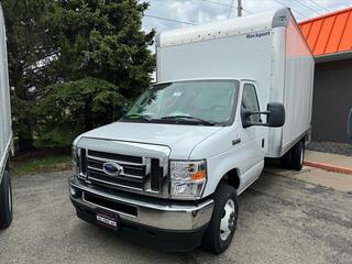 2025 Ford E-450SD for sale in Janesville WI