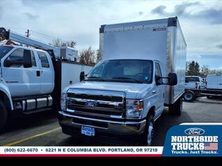 2026 Ford E-450SD