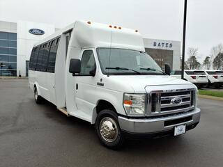 2010 Ford E-450 CUTAWAY