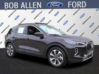 2023 Ford Escape Hybrid for sale in Overland Park KS