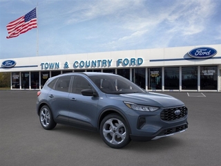 2025 Ford Escape Hybrid