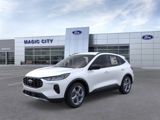 2025 Ford Escape Hybrid