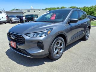 2025 Ford Escape Hybrid