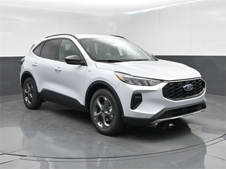 2025 Ford Escape Hybrid