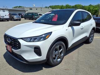 2025 Ford Escape Hybrid