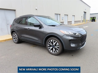 2020 Ford Escape Hybrid