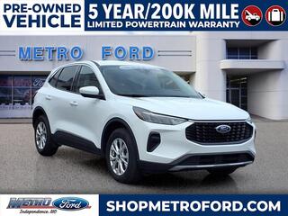 2023 Ford Escape for sale in Independence MO