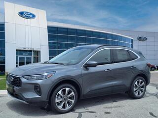 2025 Ford Escape Hybrid
