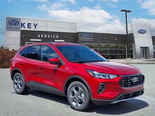 2025 Ford Escape Hybrid