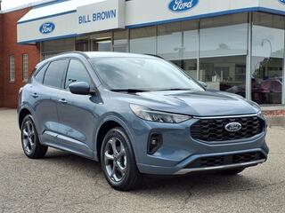 2023 Ford Escape Hybrid for sale in Livonia MI