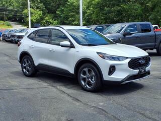 2025 Ford Escape Hybrid