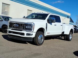2025 Ford F-450 Super Duty for sale in Walled Lake MI