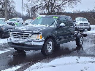 2001 Ford F-150 for sale in Woodhaven MI