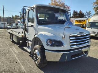 2024 Freightliner M2106