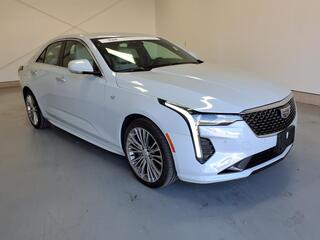 2022 Cadillac CT4