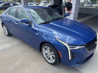 2022 Cadillac CT4