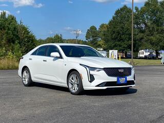 2024 Cadillac CT4