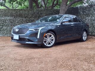 2022 Cadillac CT4