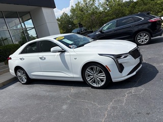 2024 Cadillac CT4