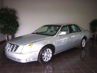 2011 Cadillac Dts