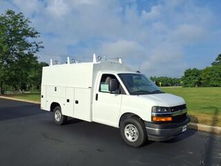 2025 Chevrolet Express for sale in Frankfort IL