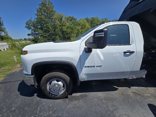 2025 Chevrolet Silverado 3500HD CC