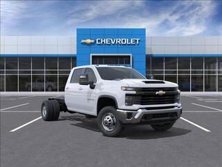 2025 Chevrolet Silverado 3500HD CC