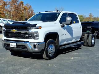 2025 Chevrolet Silverado 3500HD CC for sale in Linn MO