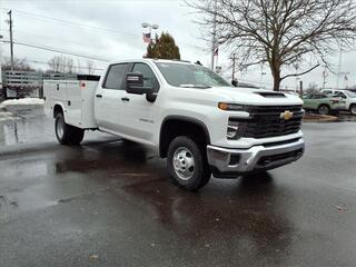 2024 Chevrolet Silverado 3500HD CC for sale in Aurora OH