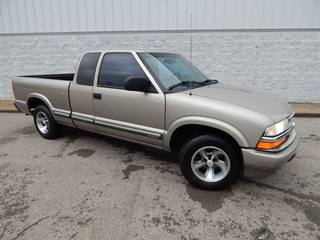 2001 Chevrolet S-10 for sale in Clarksville TN