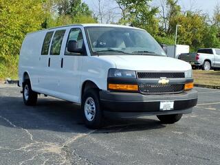 2025 Chevrolet Express for sale in Cincinnati OH