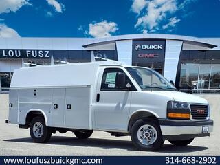 2025 Gmc Savana